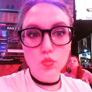 Meet your Posher, Megan